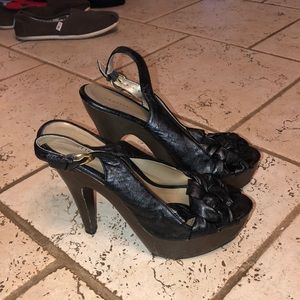 5 inch Black knotted heels with wood grain base